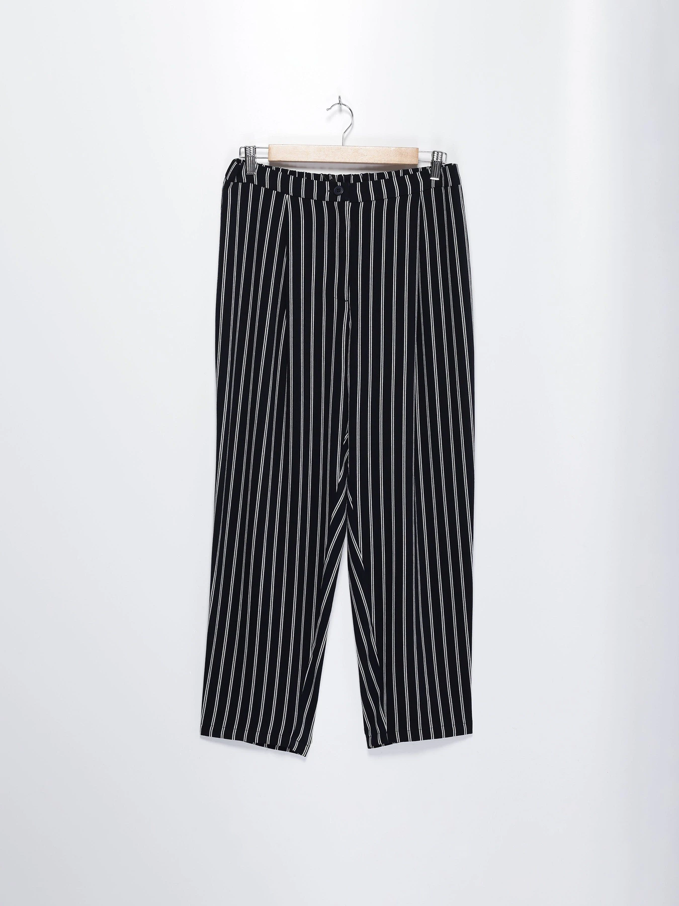 Брюки H&M модель 0660308_т.синій з білим Брюки H&M модель 0660308_т.синій з білим Фото