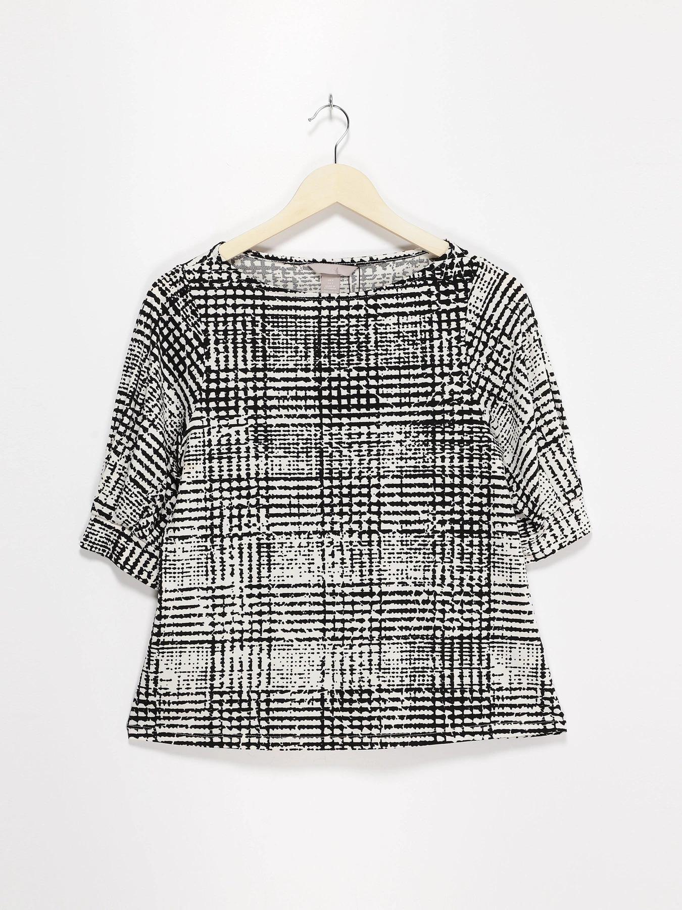 Рубашки H&M модель 0664074_білий з чорним Рубашки H&M модель 0664074_білий з чорним Фото