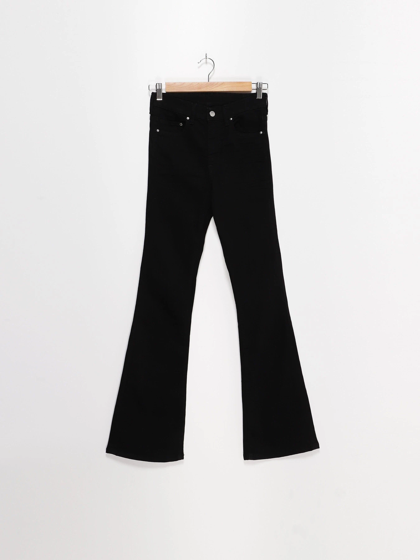 Джинсы H&M модель 0665477_чорний Фото