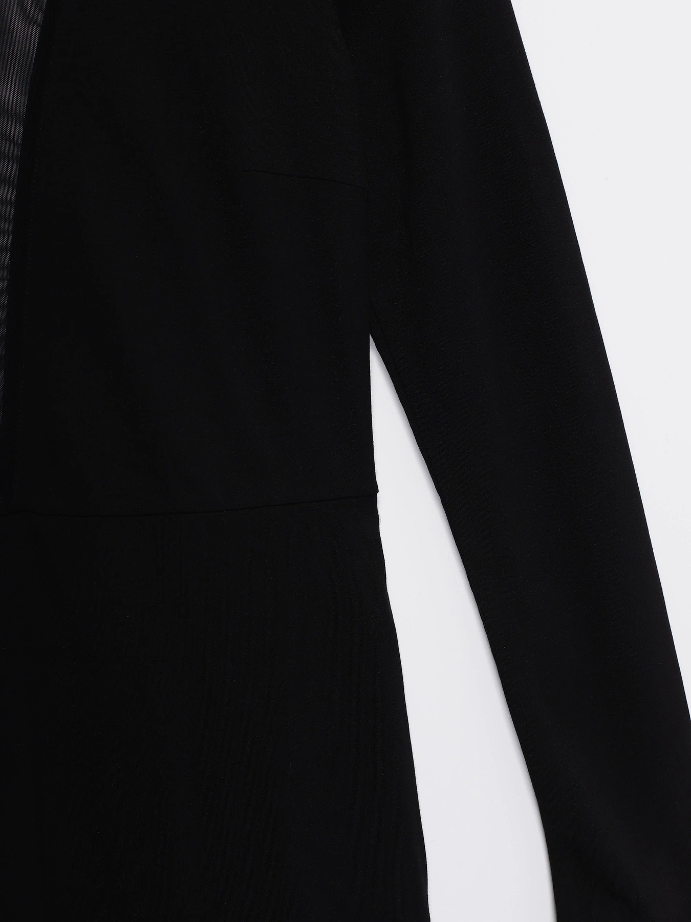 Платья H&M модель 0672594_чорний Фото