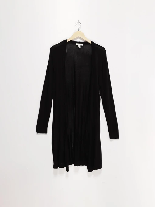 Свитры и кардиганы H&M модель 0699178_чорний Фото