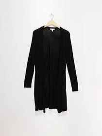Светри та кардигани H&M модель 0699178_чорний Фото