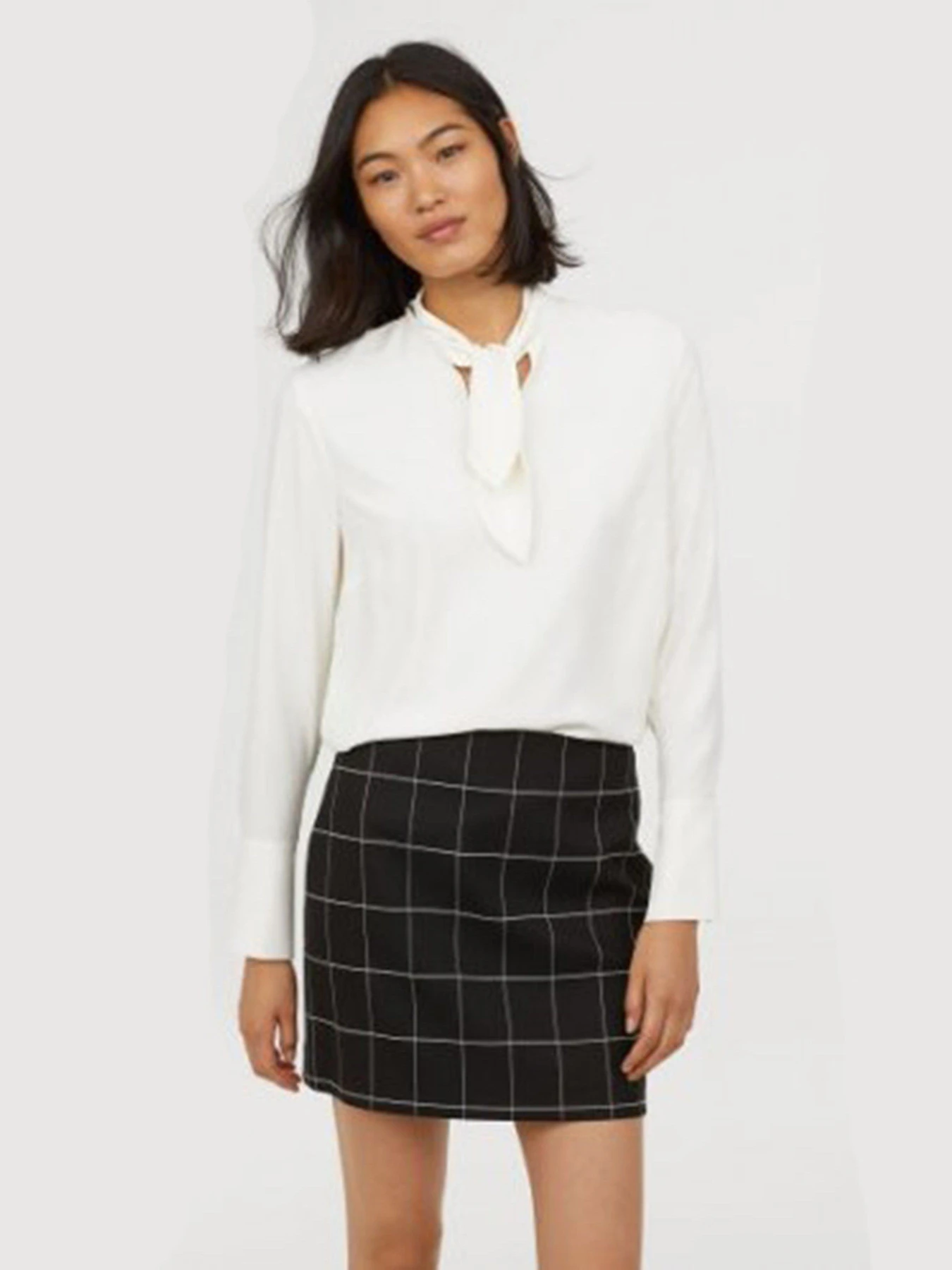 Рубашки H&M модель 0711288_білий Рубашки H&M модель 0711288_білий Фото