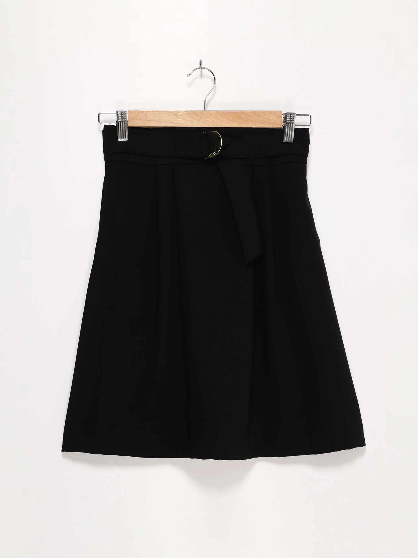 Юбки H&M модель 0774148_чорний Юбки H&M модель 0774148_чорний Фото