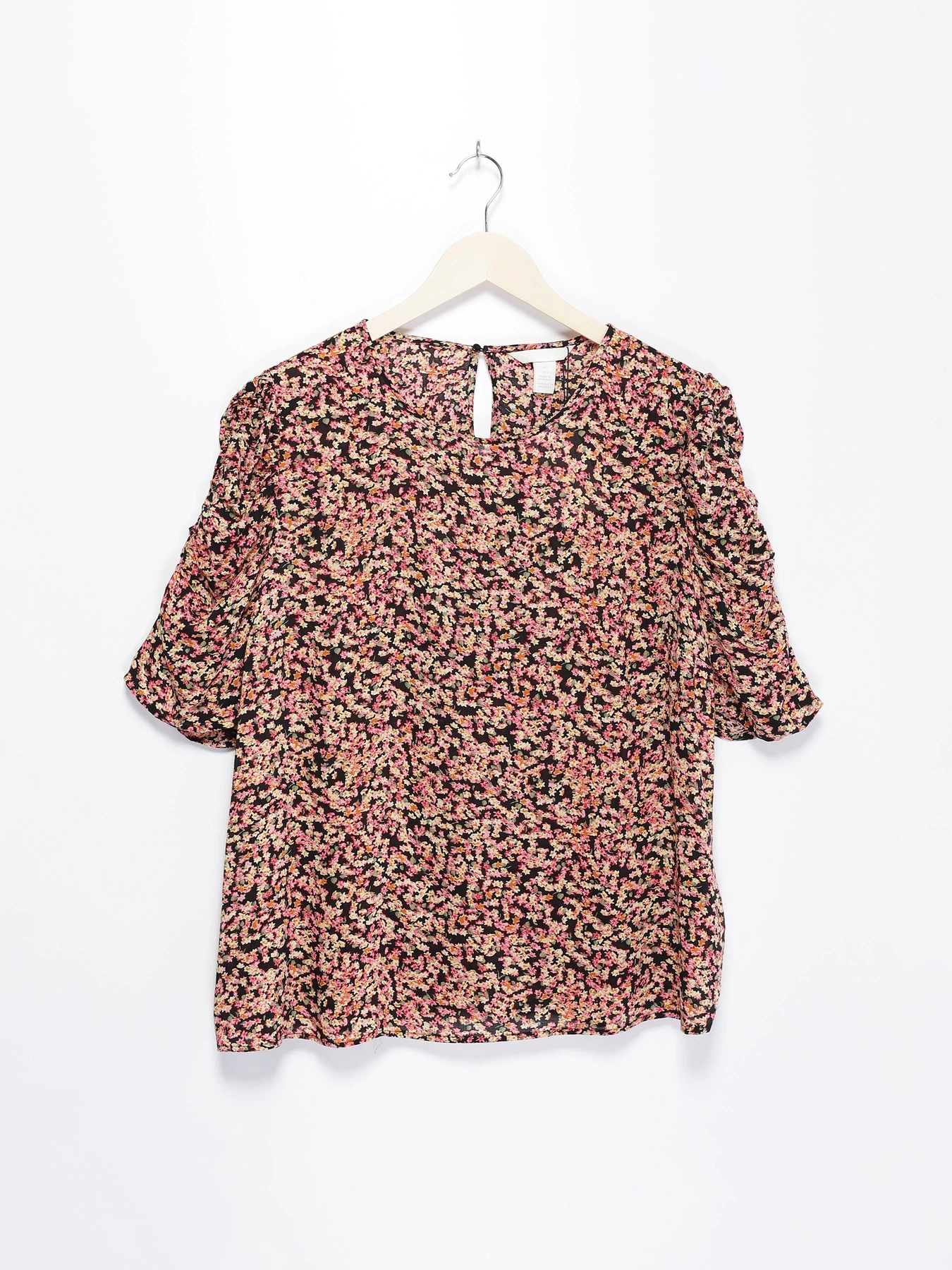 Рубашки H&M модель 0840604_чорний комб. Рубашки H&M модель 0840604_чорний комб. Фото
