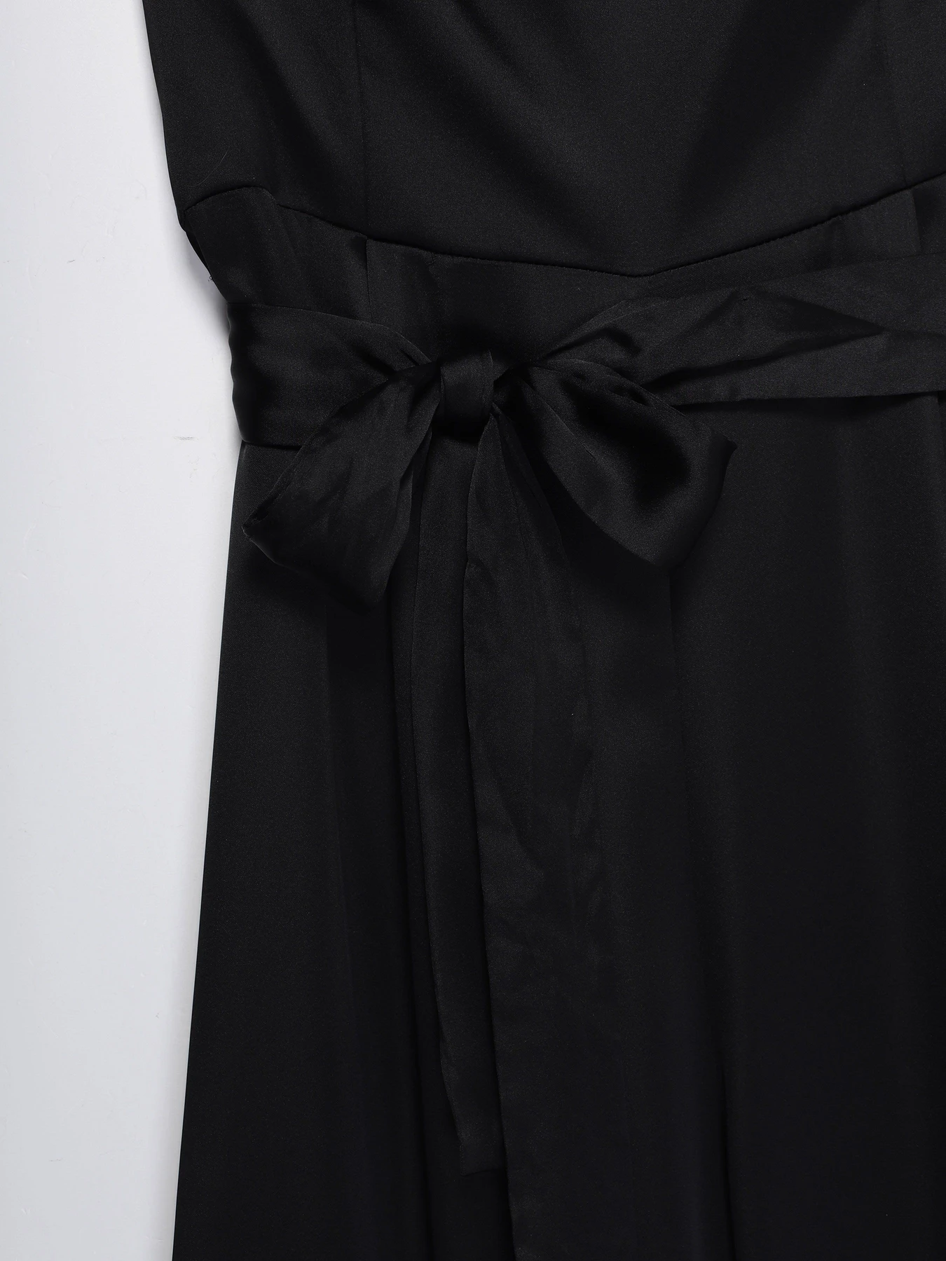 Комбінезони H&M модель 0905656_чорний Комбінезони H&M модель 0905656_чорний Фото