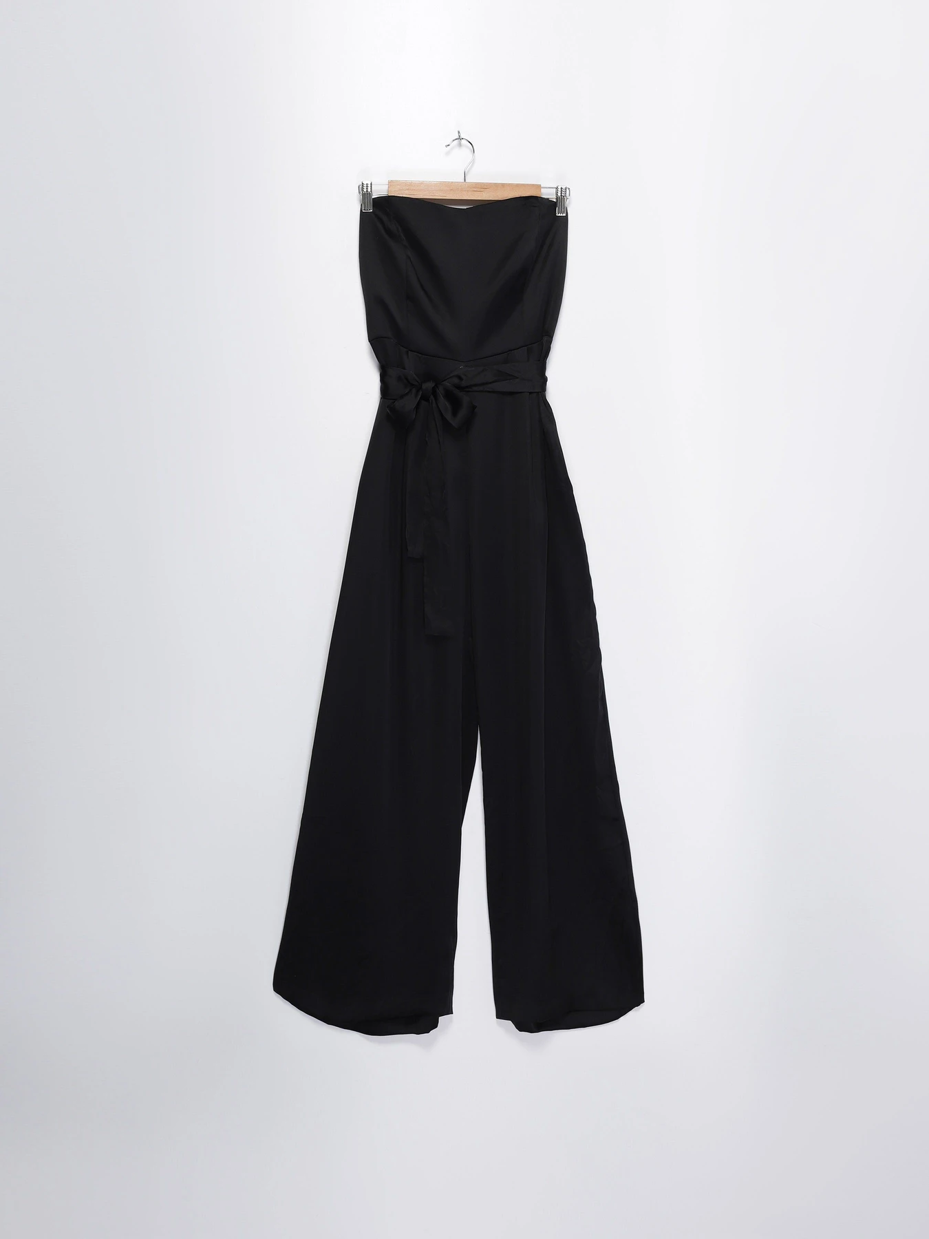 Комбінезони H&M модель 0905656_чорний Комбінезони H&M модель 0905656_чорний Фото