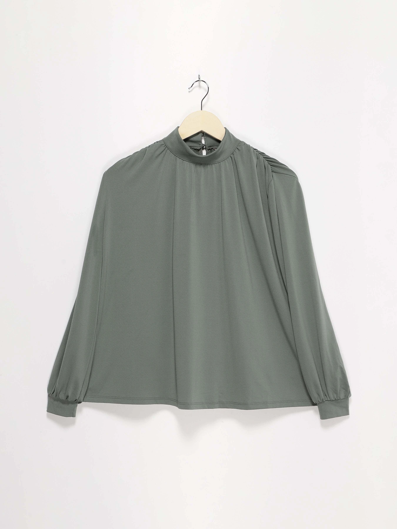 Рубашки H&M модель 0920529_оливковий Рубашки H&M модель 0920529_оливковий Фото