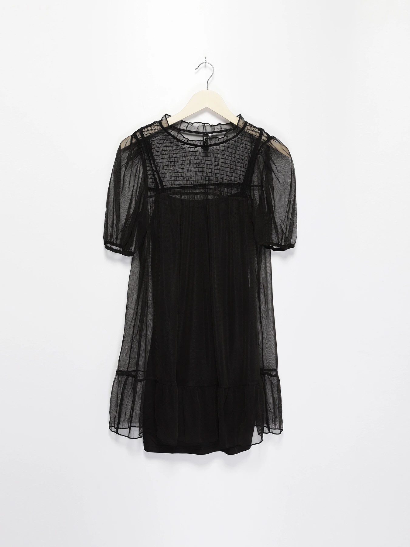 Платья H&M модель 09283522_чорний Фото