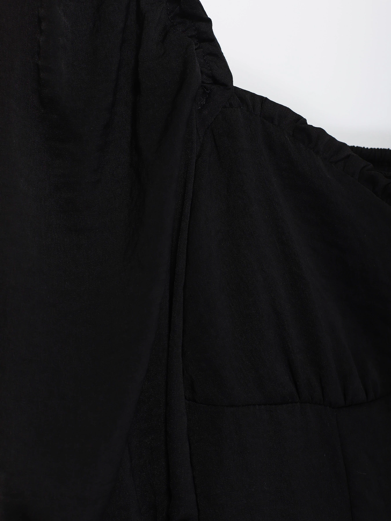 Платья H&M модель 0932888_чорний Платья H&M модель 0932888_чорний Фото