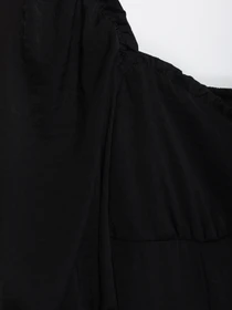 Платья H&M модель 0932888_чорний Фото
