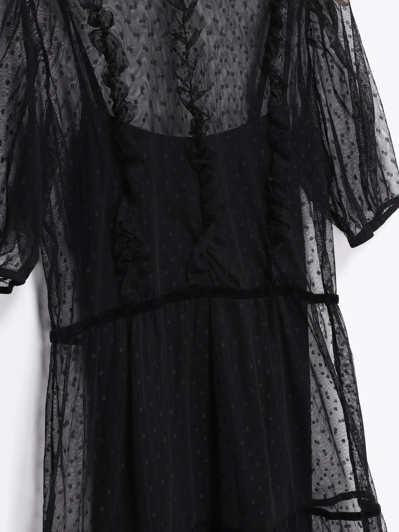 Платья H&M модель 0949587_чорний Платья H&M модель 0949587_чорний Фото