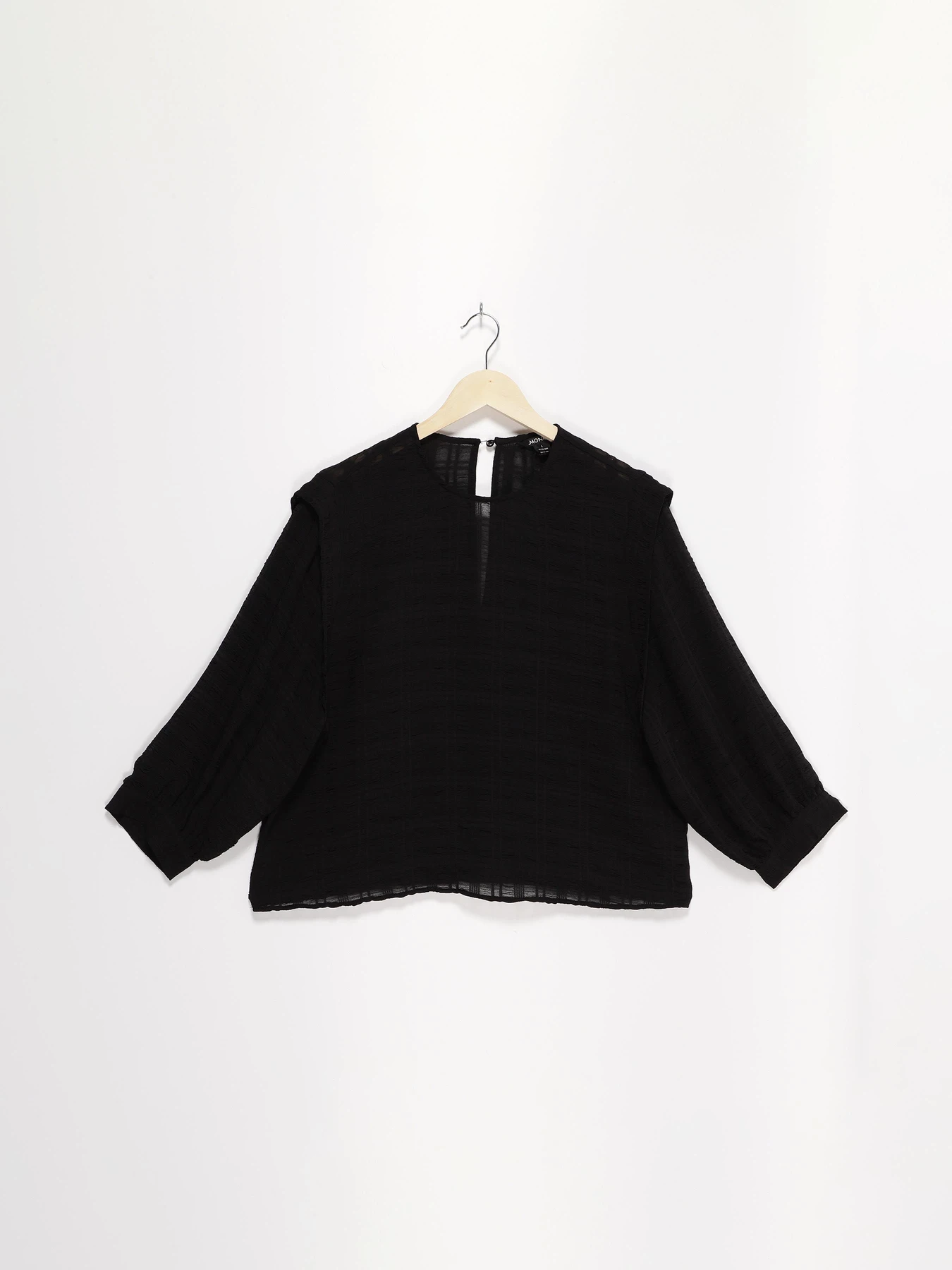 Сорочки H&M модель 0974986_чорний Фото