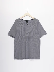 Футболки и поло H&M модель 0469035_т.синій з білим Фото