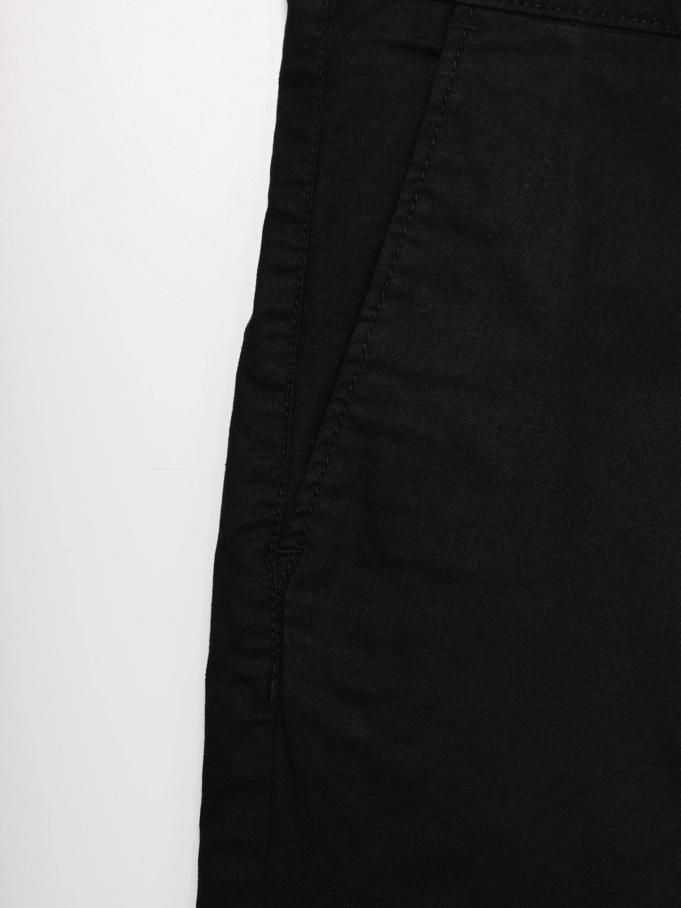 Брюки H&M модель 0491912_чорний Брюки H&M модель 0491912_чорний Фото