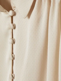 Рубашки H&M модель 0790786_с.бежевий Фото