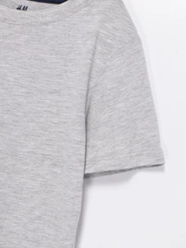 Футболки і поло H&M модель 0544290_сірий Фото