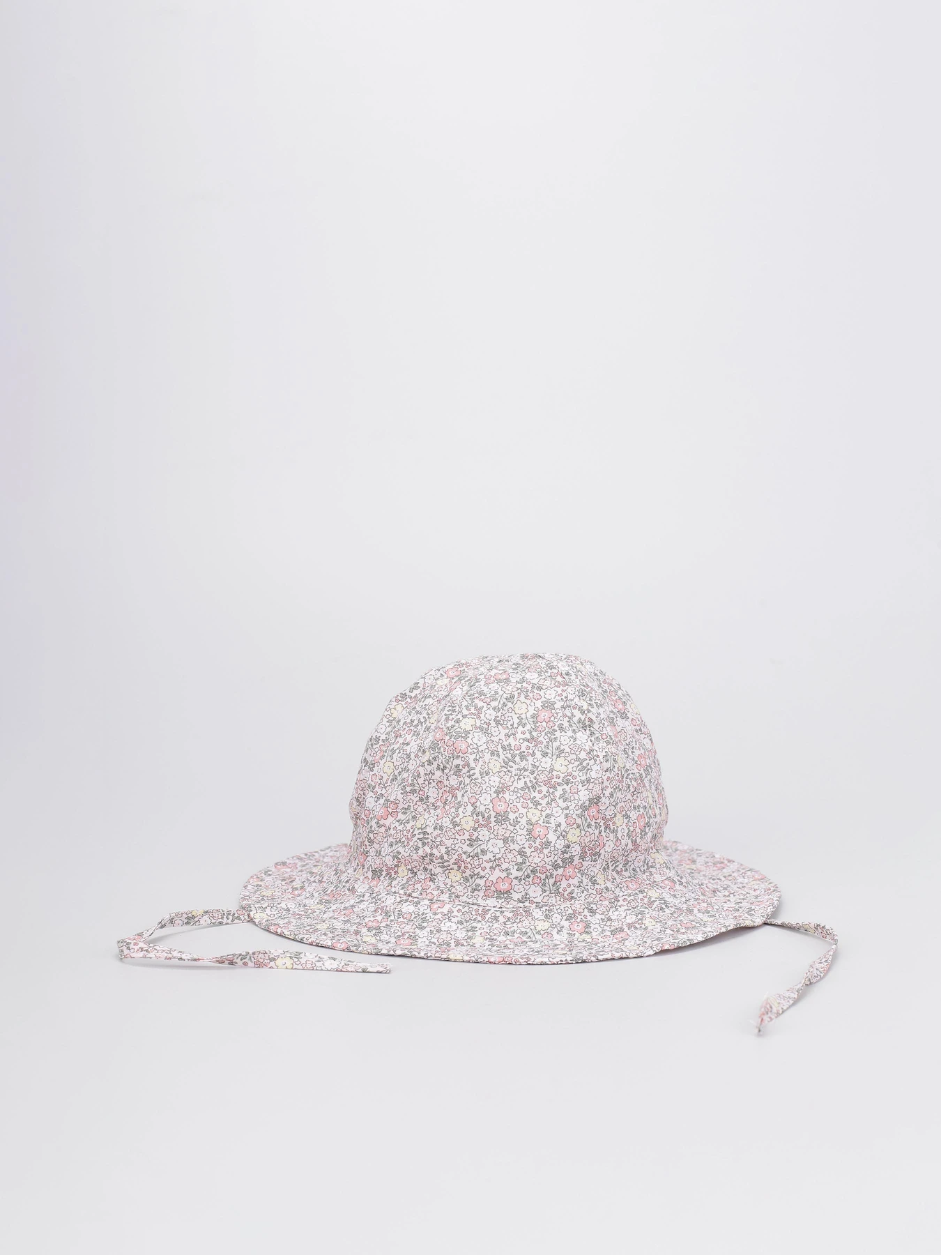 Шапки та кепки H&M модель 0824945_комб. Шапки та кепки H&M модель 0824945_комб. Фото