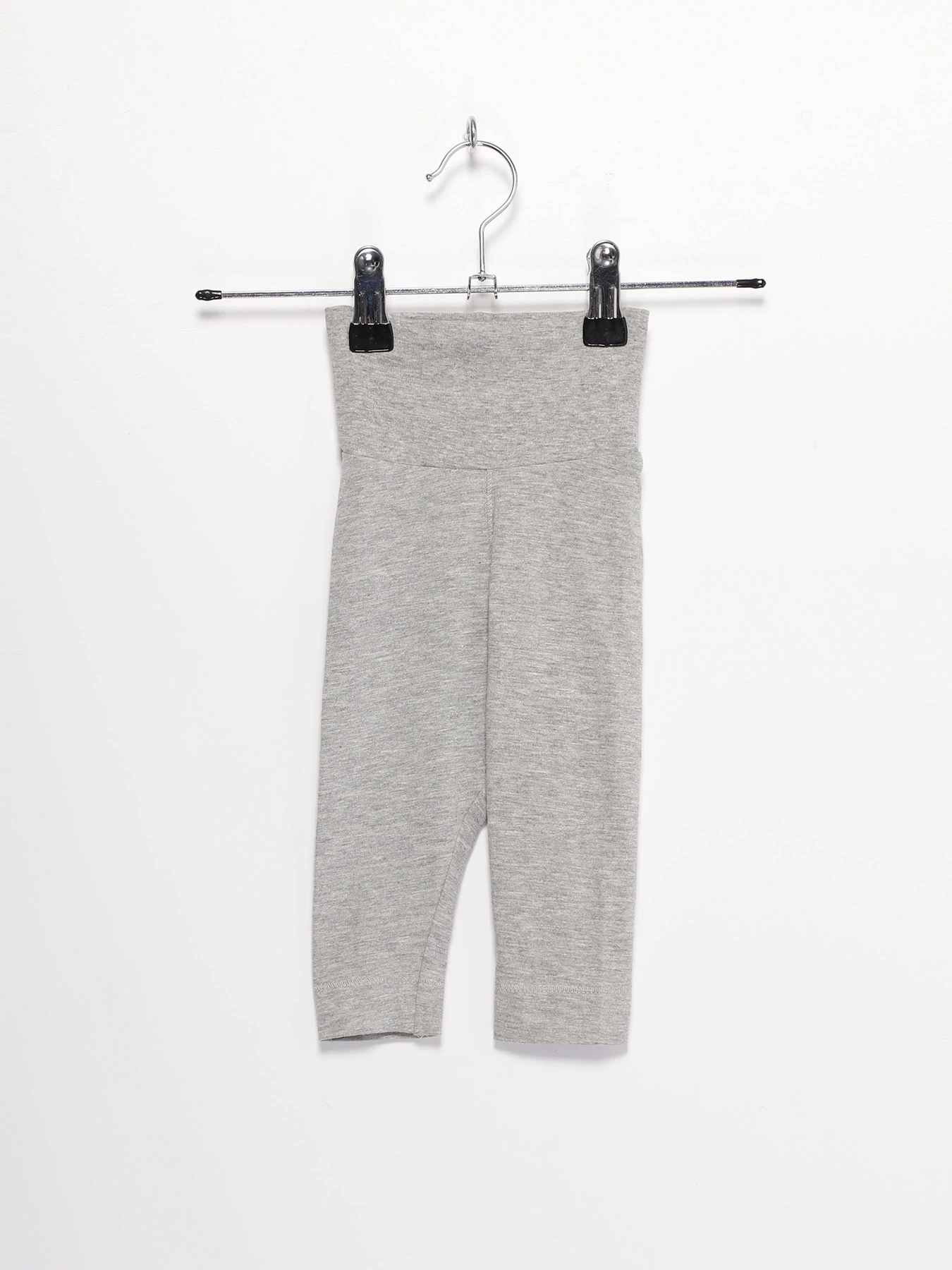 Брюки H&M модель 0584112_сірий Брюки H&M модель 0584112_сірий Фото