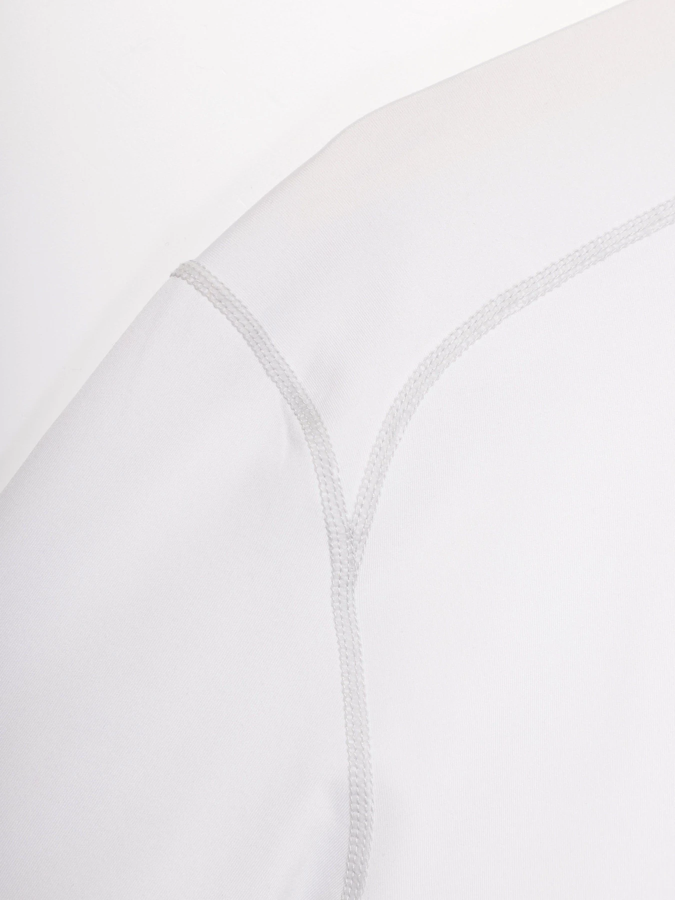 Футболки і поло H&M модель 0653275_білий Футболки і поло H&M модель 0653275_білий Фото