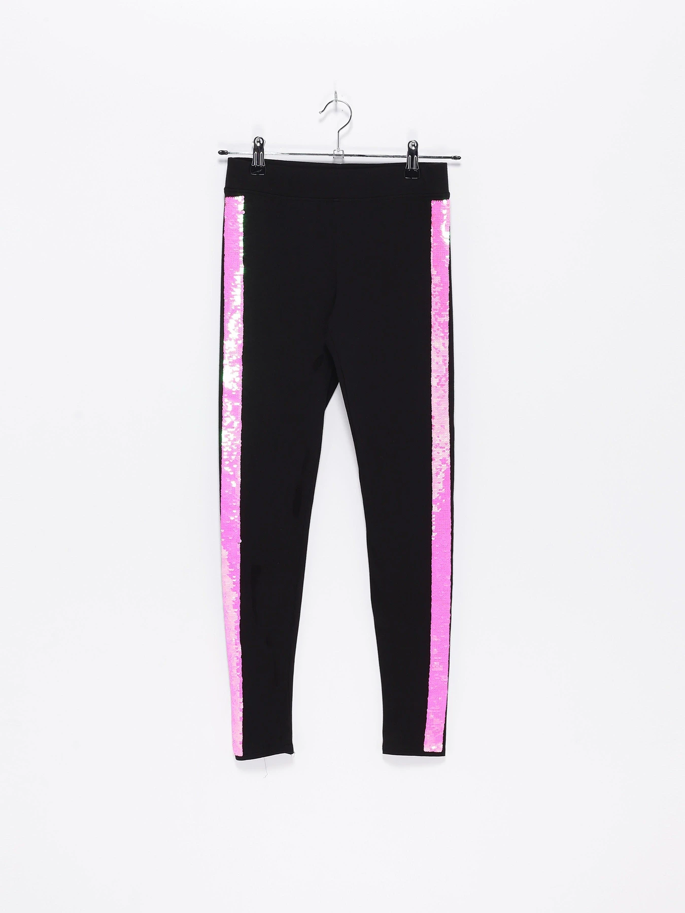 Брюки H&M модель 06571651_чорний з рожевим Фото
