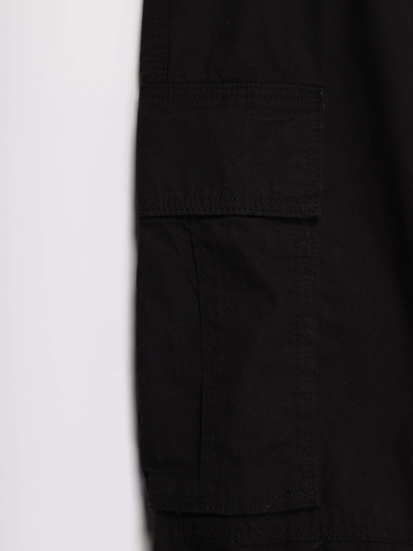 Брюки H&M модель 06984361_чорний Брюки H&M модель 06984361_чорний Фото