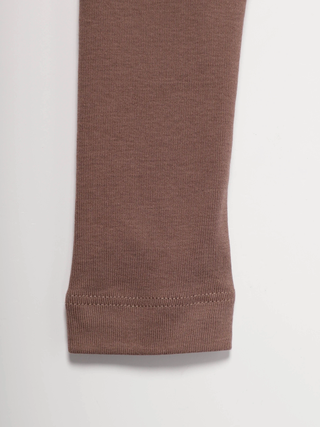 Брюки H&M модель 0757413_коричневий Фото