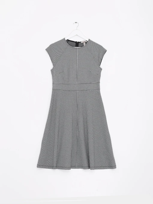Платья H&M модель 0818190_чорний з білим Фото