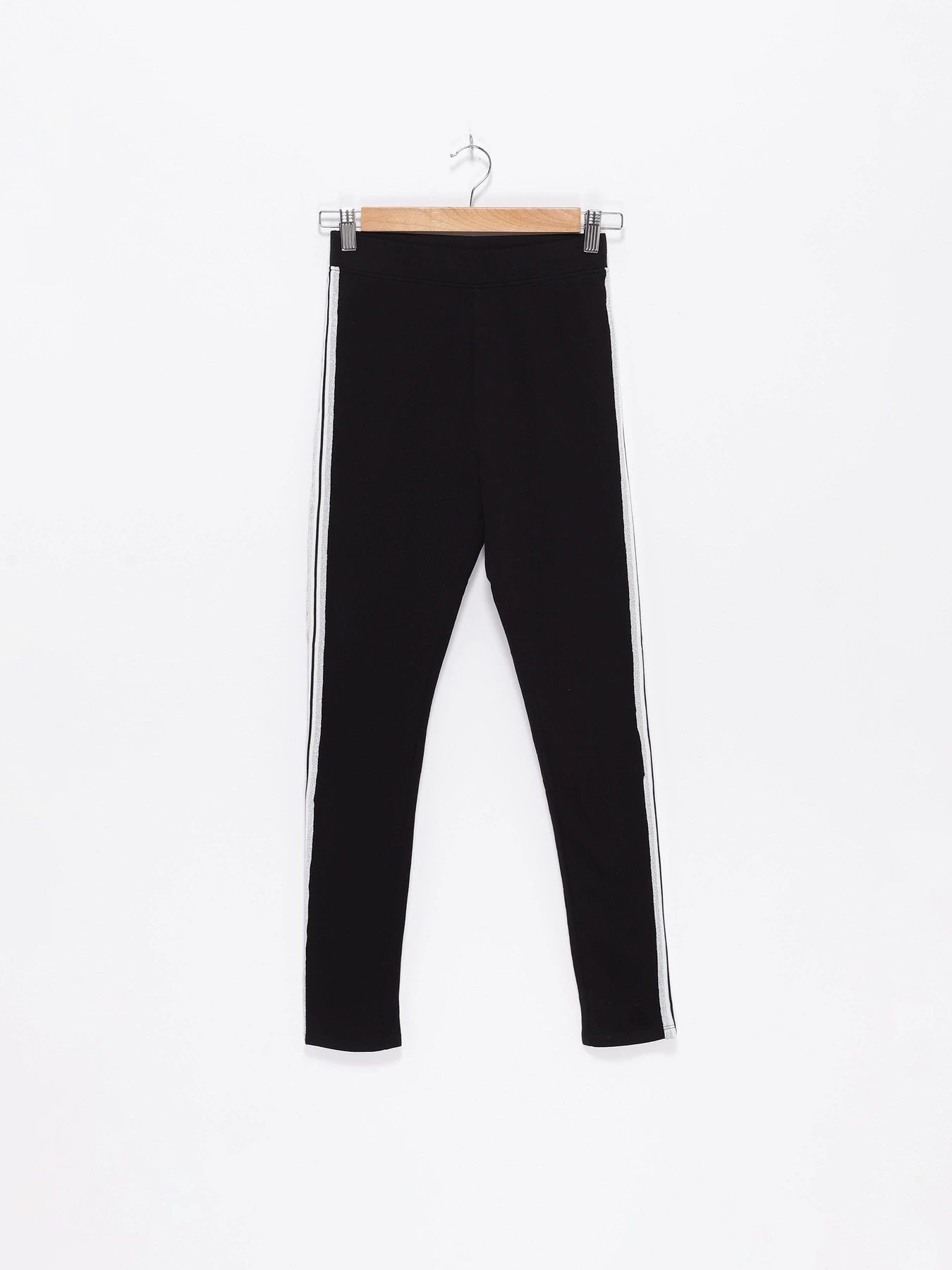 Брюки H&M модель 08659771_чорний Брюки H&M модель 08659771_чорний Фото