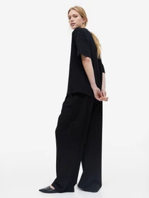 Футболки и поло H&M модель 0972246_чорний Фото