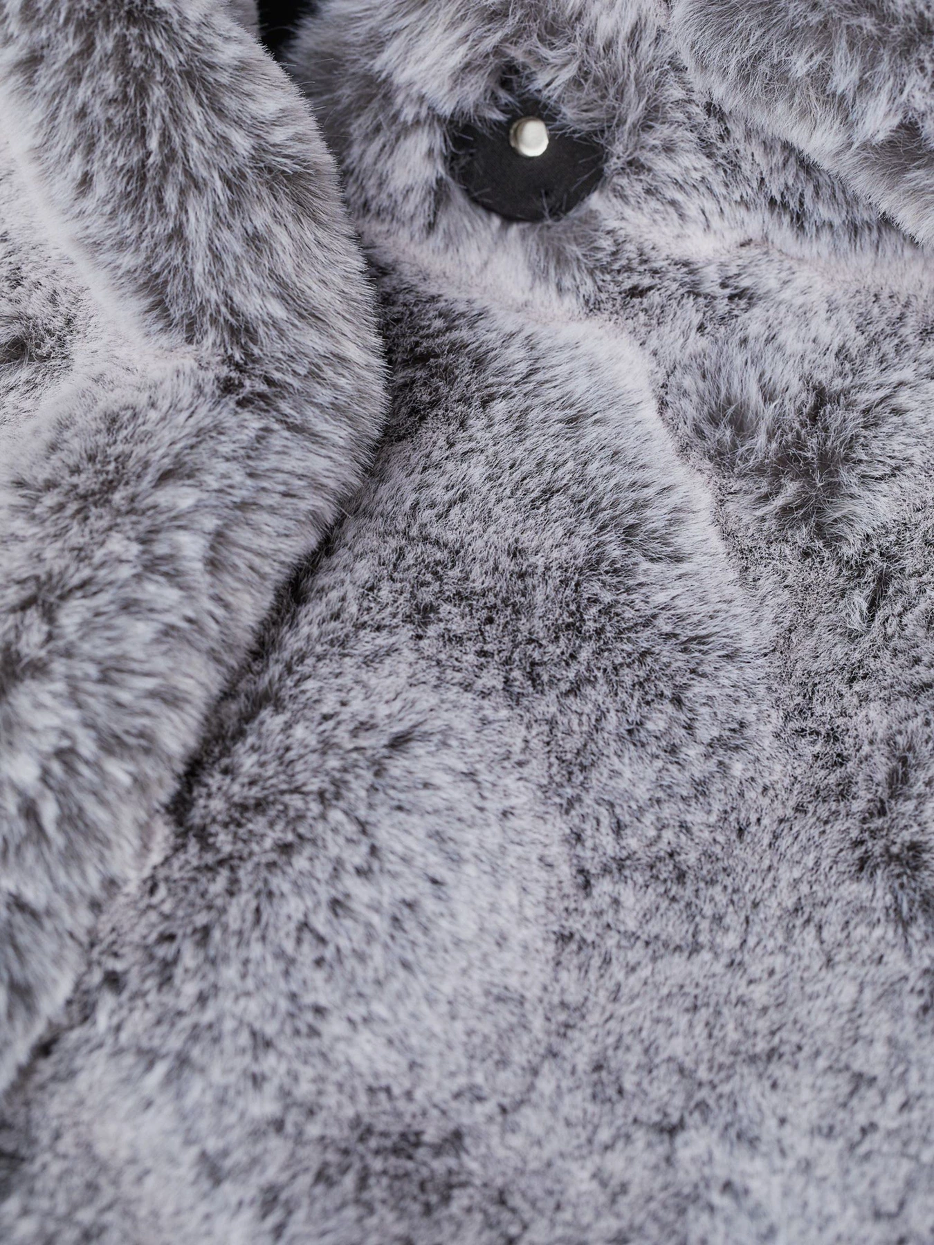 Куртки и дубленки H&M модель 0893507_сірий Куртки и дубленки H&M модель 0893507_сірий Фото