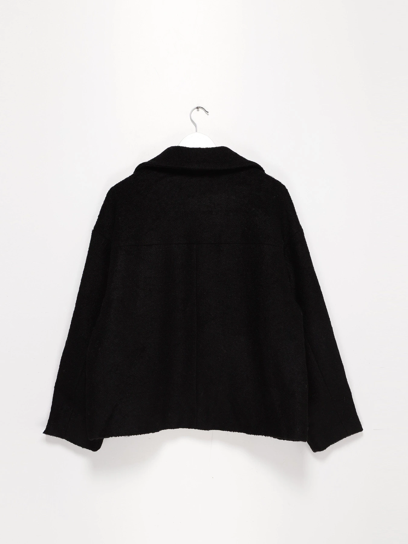 Куртки и дубленки H&M модель 0903184_чорний Куртки и дубленки H&M модель 0903184_чорний Фото