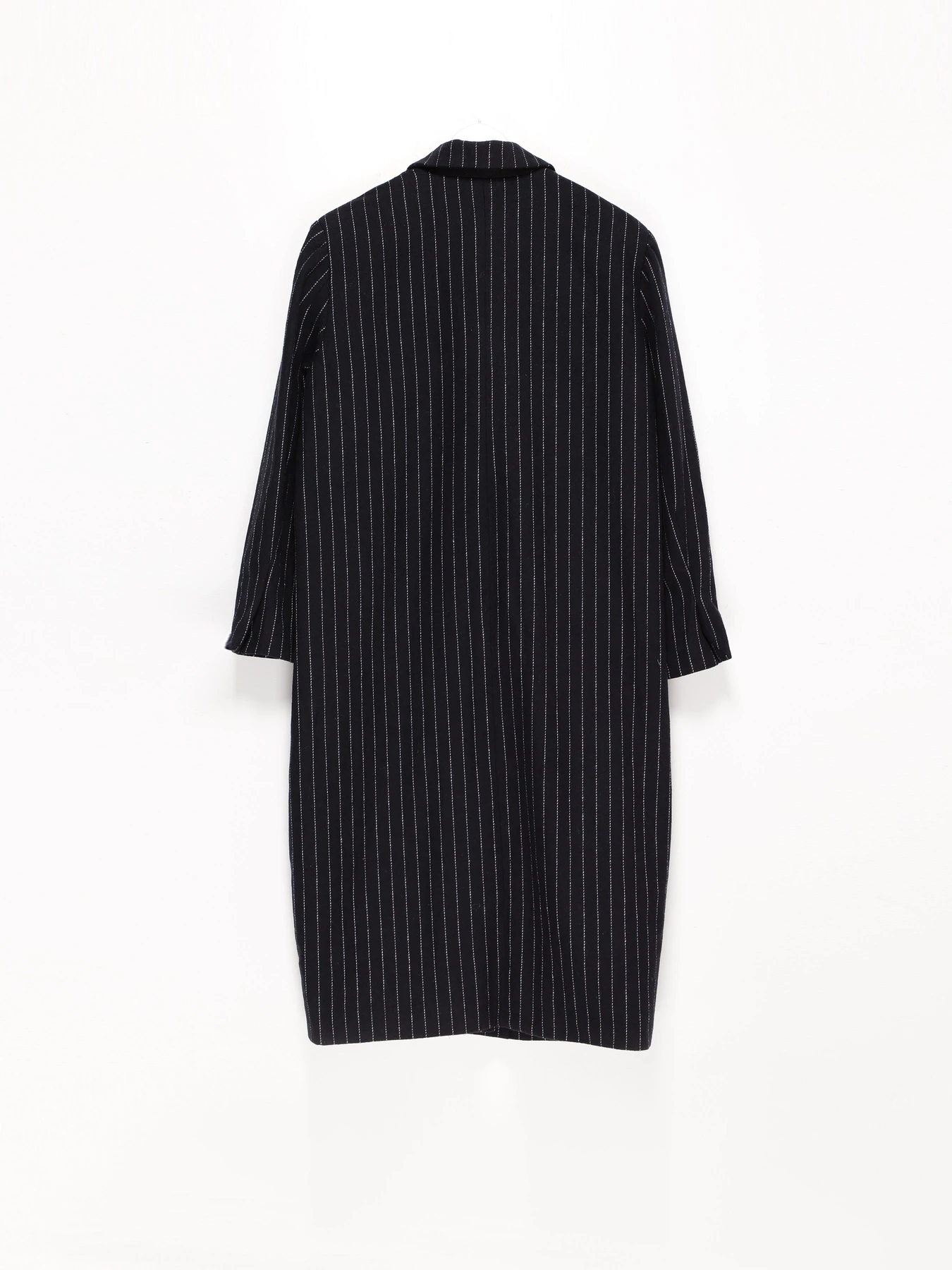 Пальта та плащі H&M модель 0921427_т.синій з білим Фото