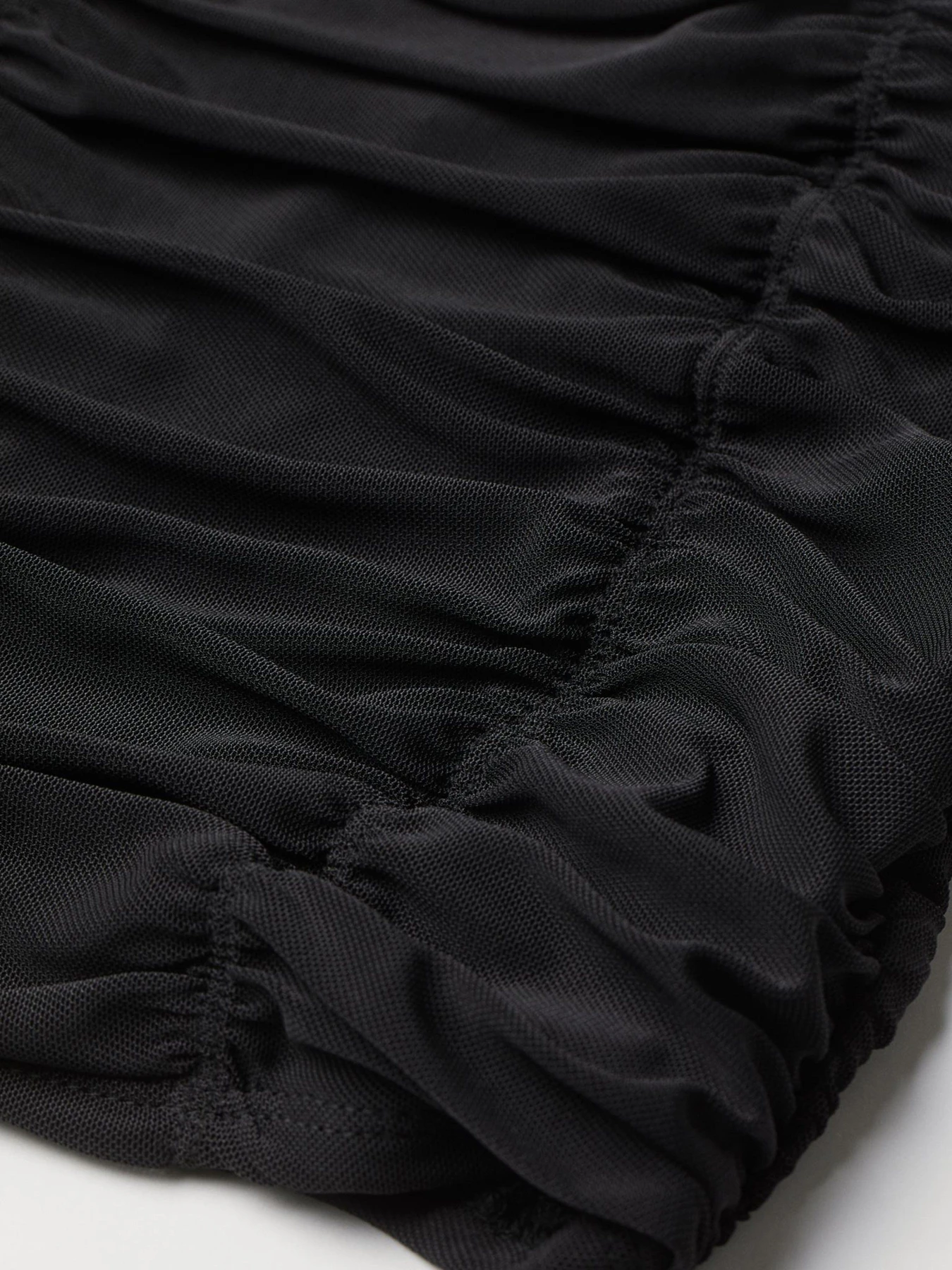Футболки і поло H&M модель 0922354_чорний Футболки і поло H&M модель 0922354_чорний Фото