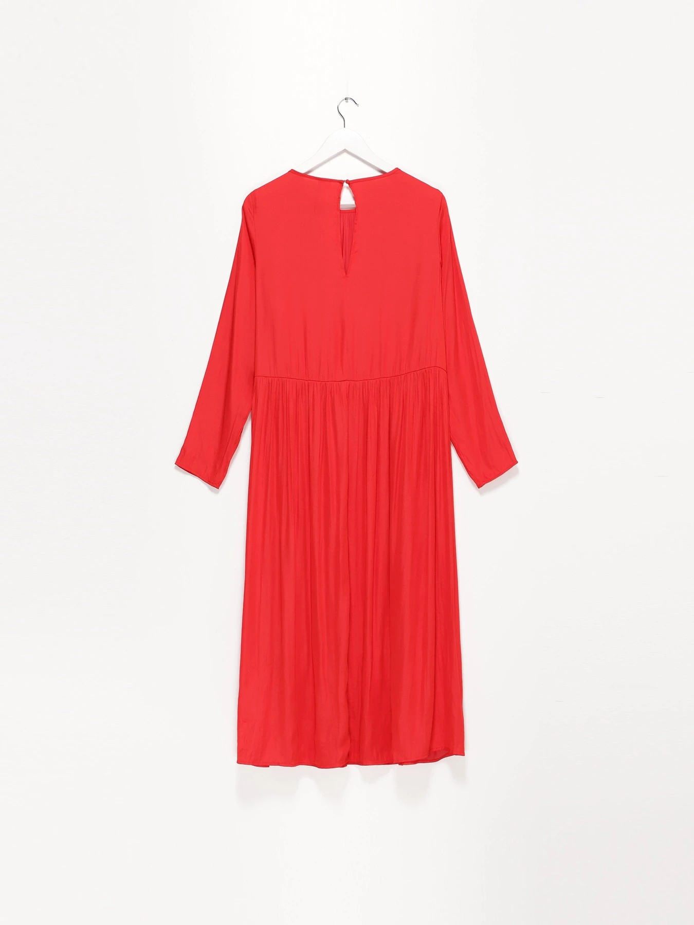 Платья H&M модель 0928277_червоний Платья H&M модель 0928277_червоний Фото