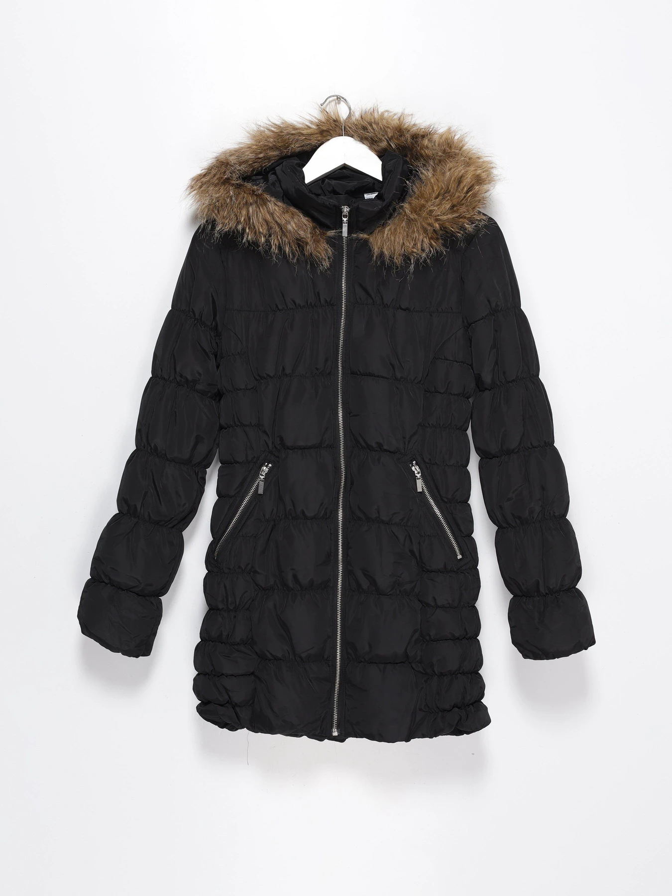 Куртки та дублянки H&M модель 0232658_чорний Фото