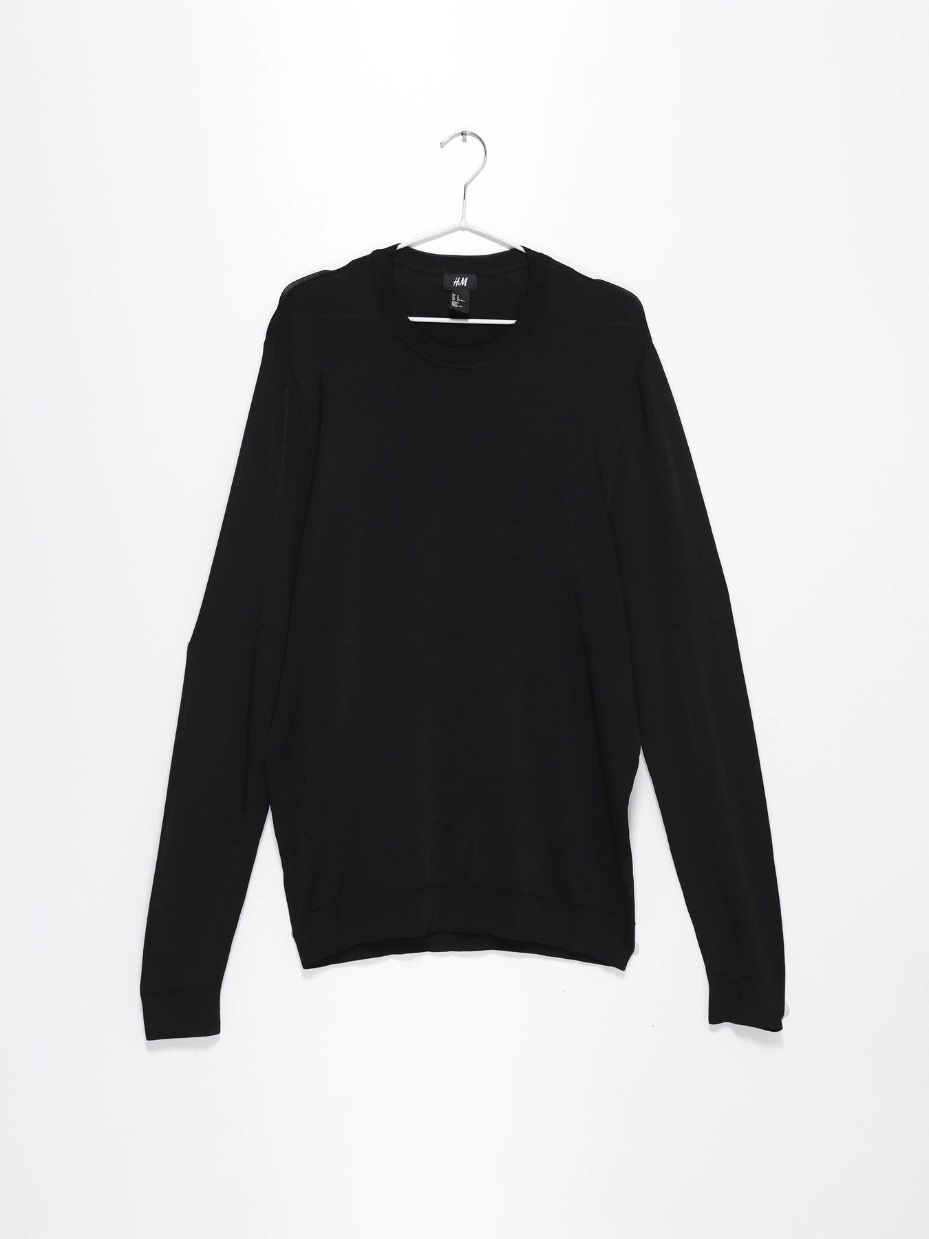 Светри та кардигани H&M модель 0325649_чорний Фото