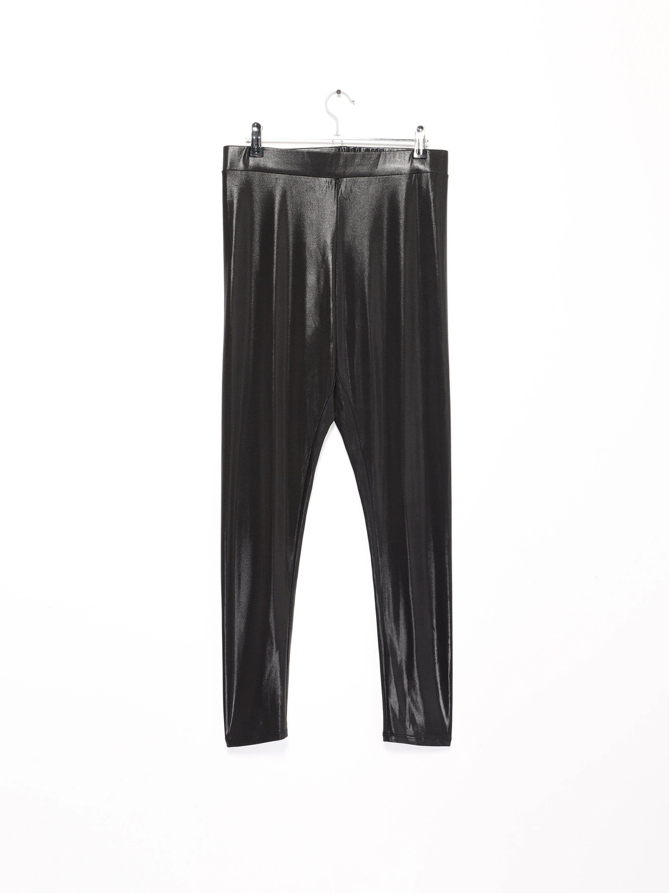 Брюки H&M модель 0413707_чорний Фото