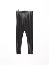 Брюки H&M модель 0413707_чорний Фото