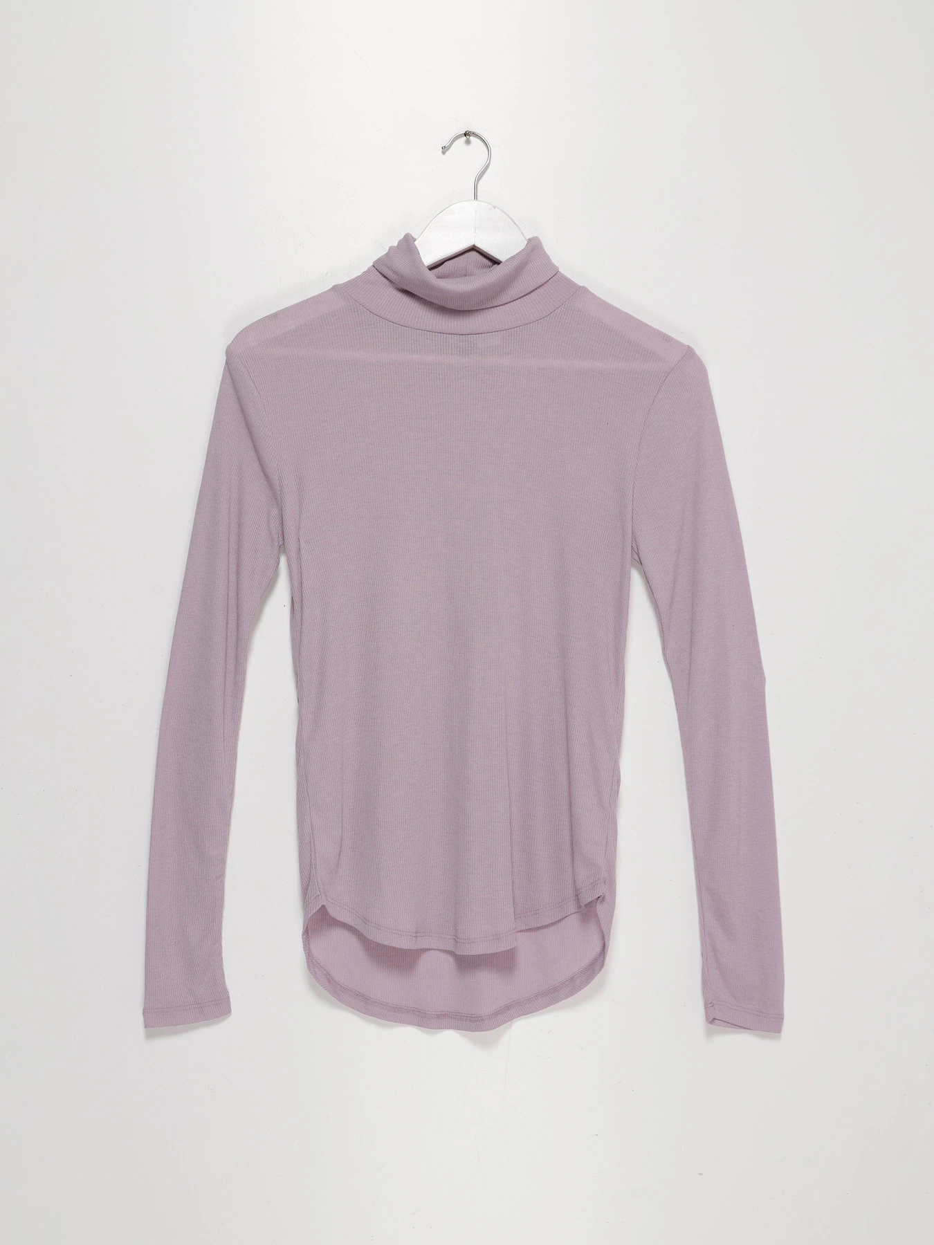 Свитры и кардиганы H&M модель 0418873_с.бузковий Фото