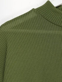 Светри та кардигани H&M модель 0421155_зелений Фото