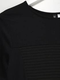 Платья H&M модель 0433252_чорний Фото