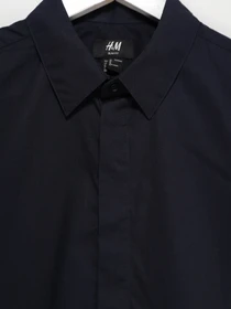 Рубашки H&M модель 0450996_т.синій Фото