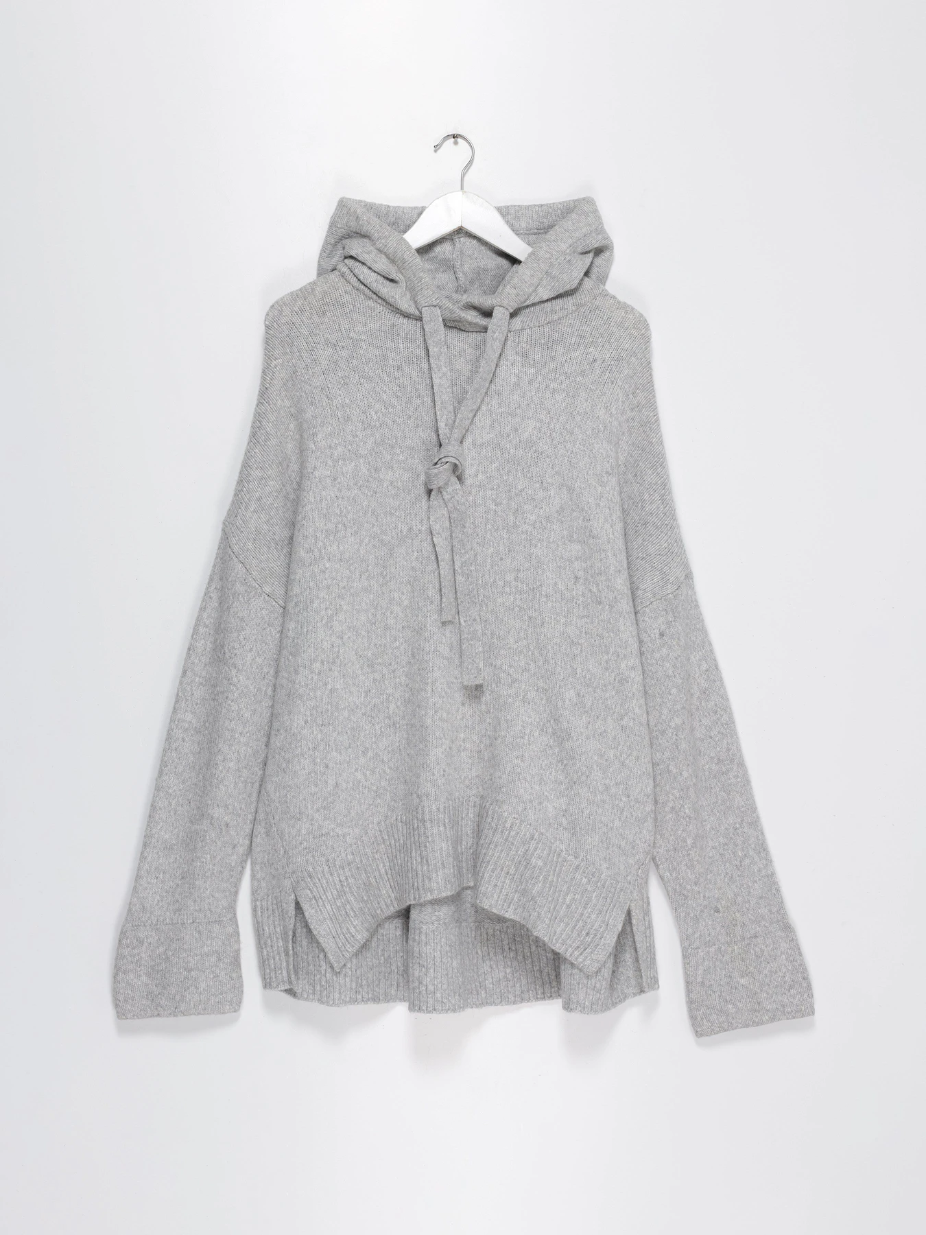 Свитры и кардиганы H&M модель 0476961_сірий Фото