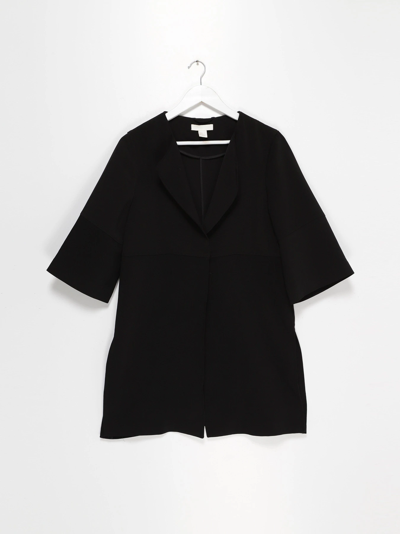 Светри та кардигани H&M модель 0533717_чорний Светри та кардигани H&M модель 0533717_чорний Фото