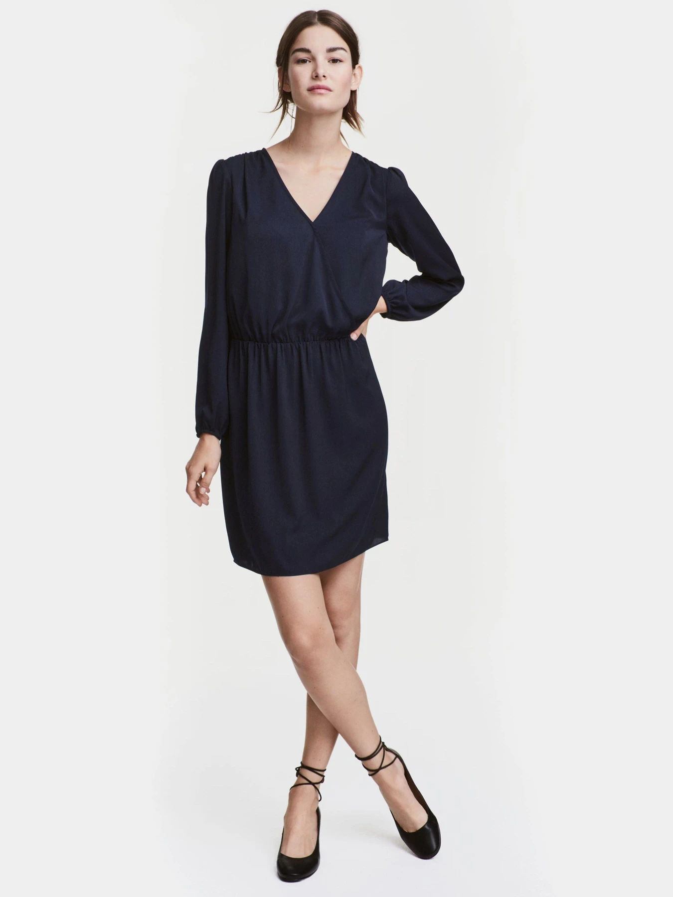 Платья H&M модель 0440835_т.синій Фото