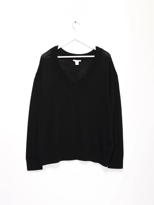 Светри та кардигани H&M модель 0538458_чорний Фото