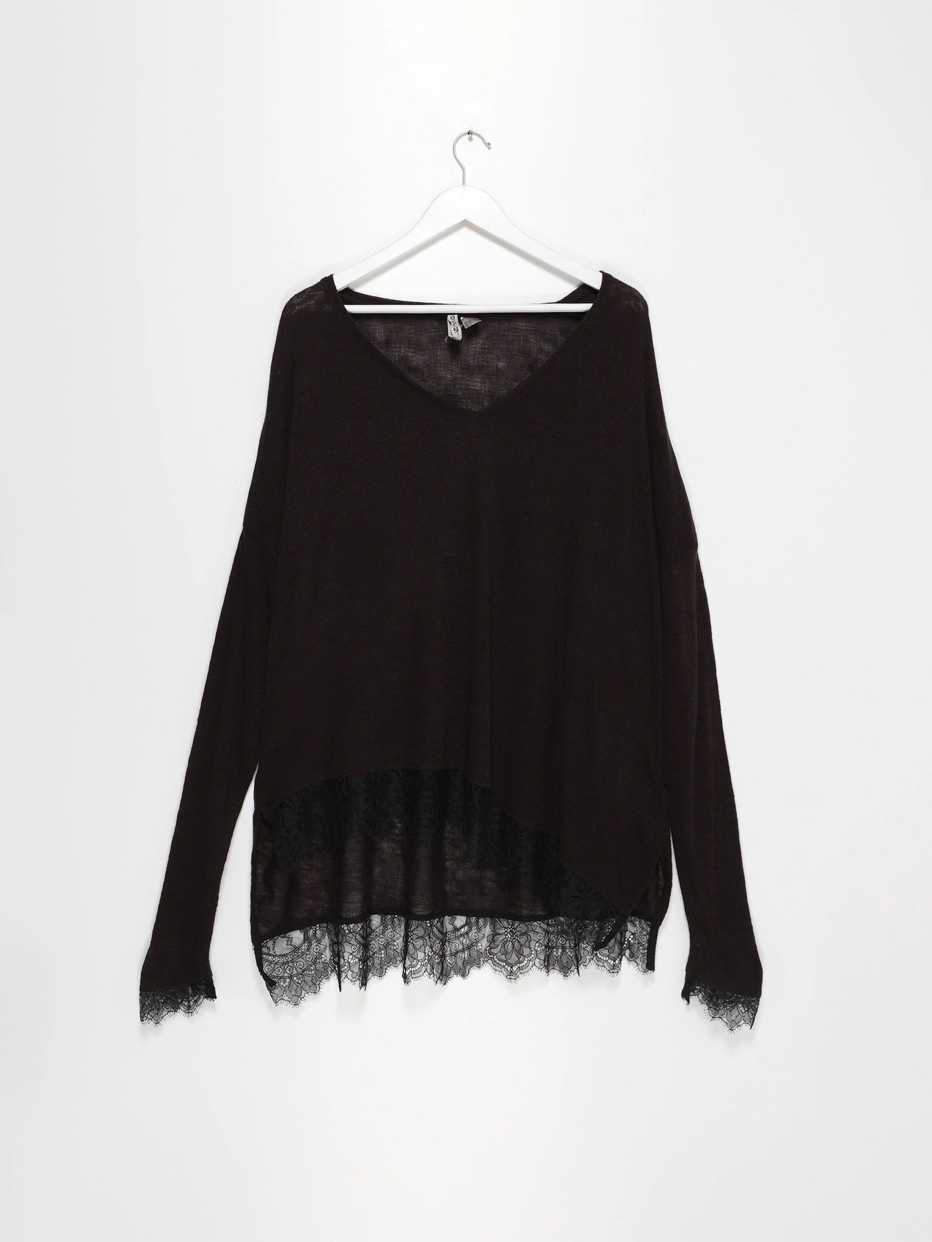 Светри та кардигани H&M модель 0546610_чорний Фото