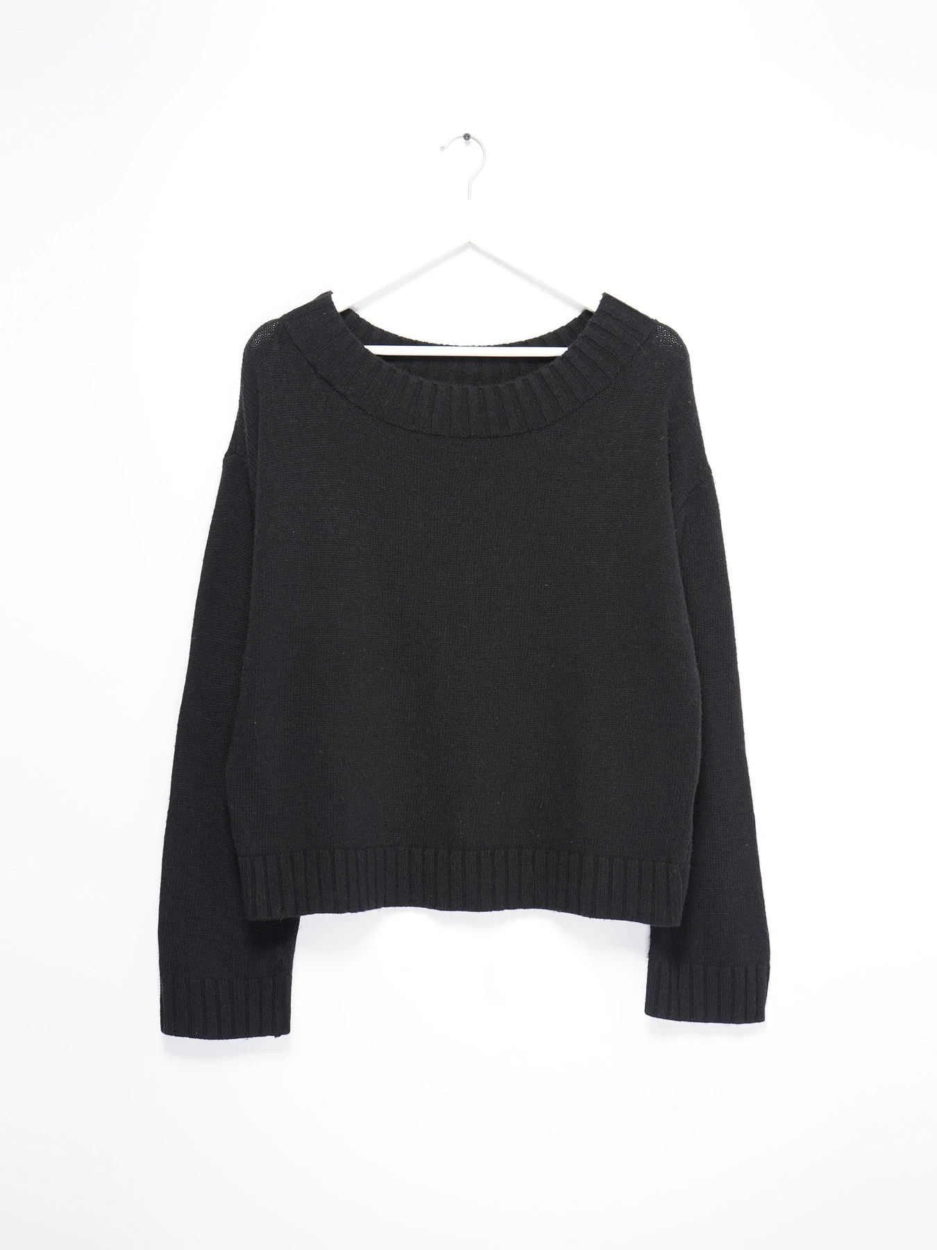 Светри та кардигани H&M модель 0578997_чорний Фото