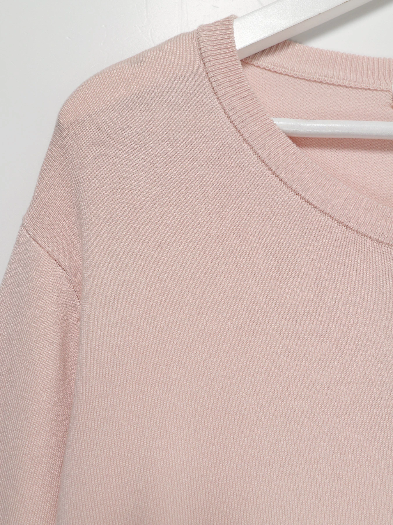 Светри та кардигани H&M модель 0579541_рожевий Фото